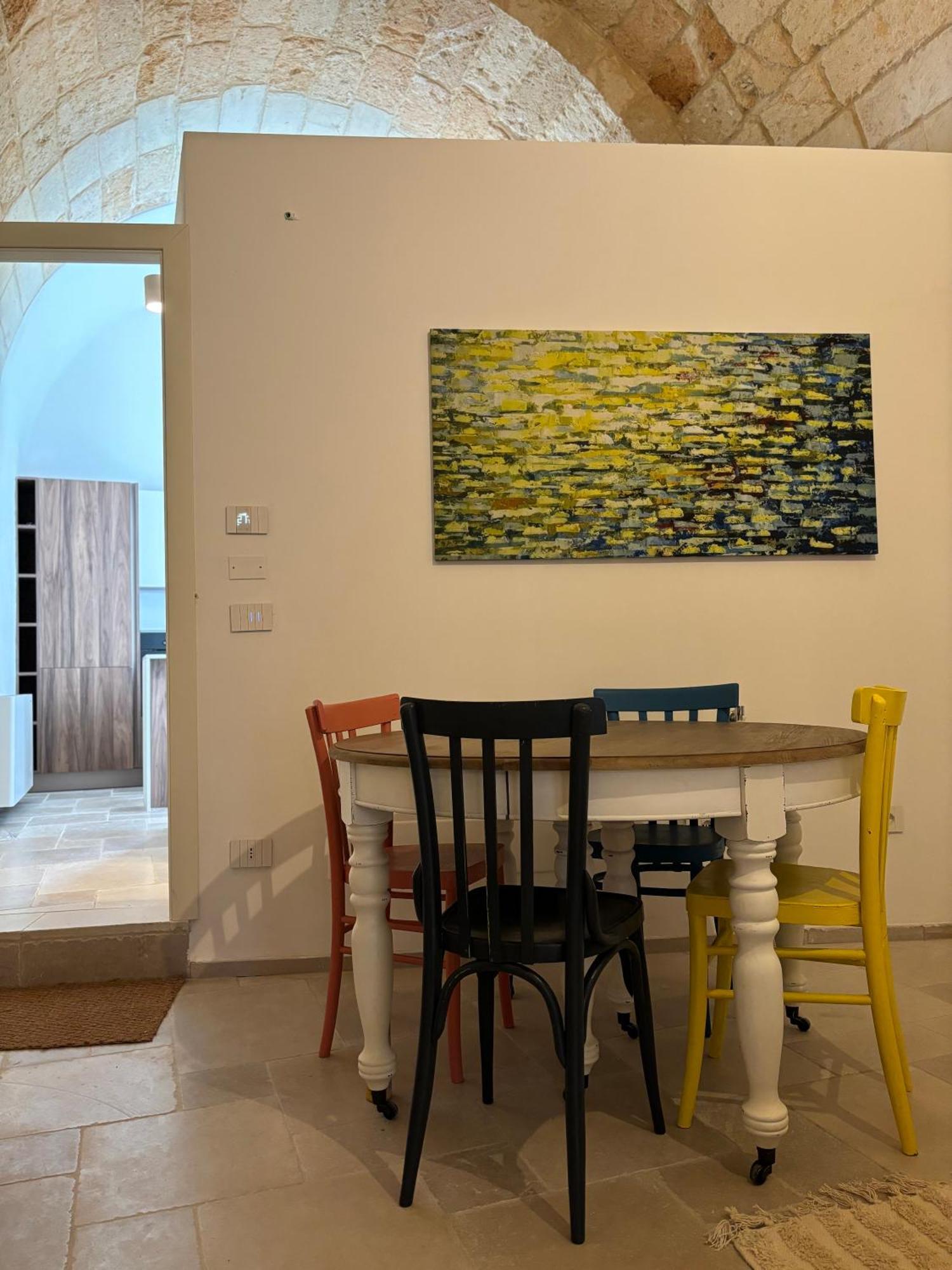 Alora Boutique Suites เลชเช ภายนอก รูปภาพ